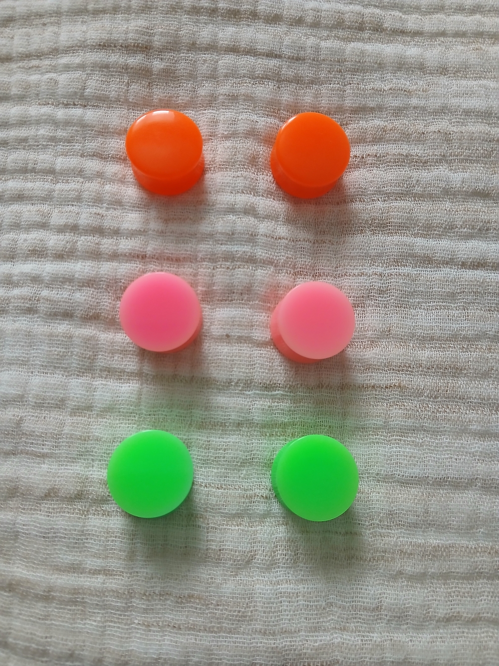 (2/20$)Bright Neon Ear Plug / Ear Stretch Jewelry